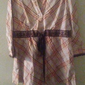 womans size xl cato shirt